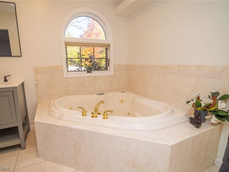 68305 Rolling Acres Drive, Saint Clairsville, OH 43950 Photo 24