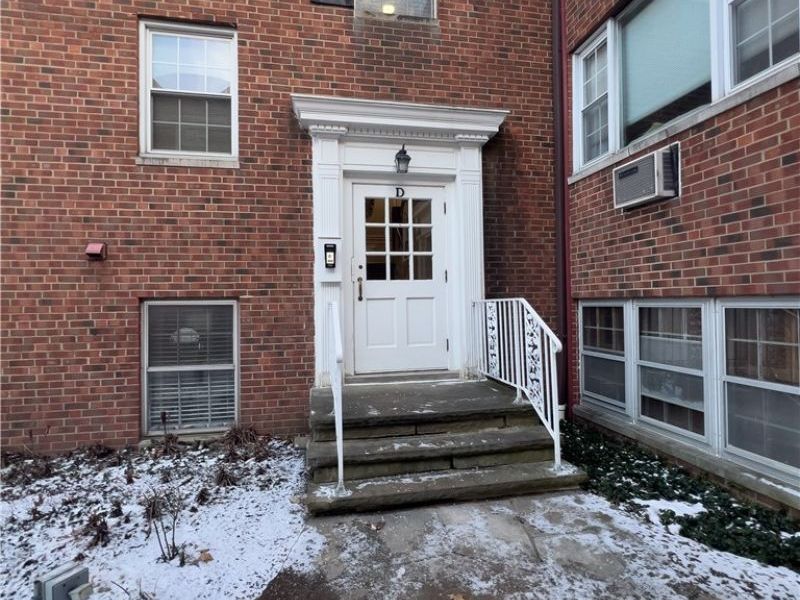 19901 Van Aken Boulevard W, Unit 7, Shaker Heights, OH 44122 Photo 3