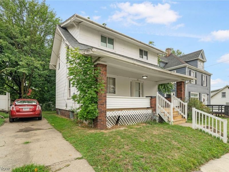 163 W Market Street, Alliance, OH 44601 Photo 1