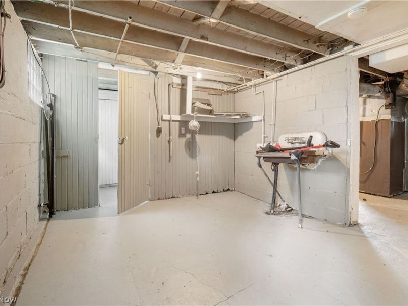 163 W Market Street, Alliance, OH 44601 Photo 15