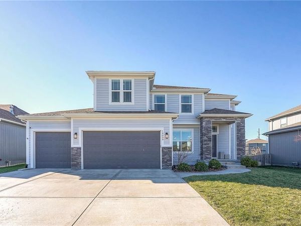 19009 W 168th Terrace, Olathe, KS 66062