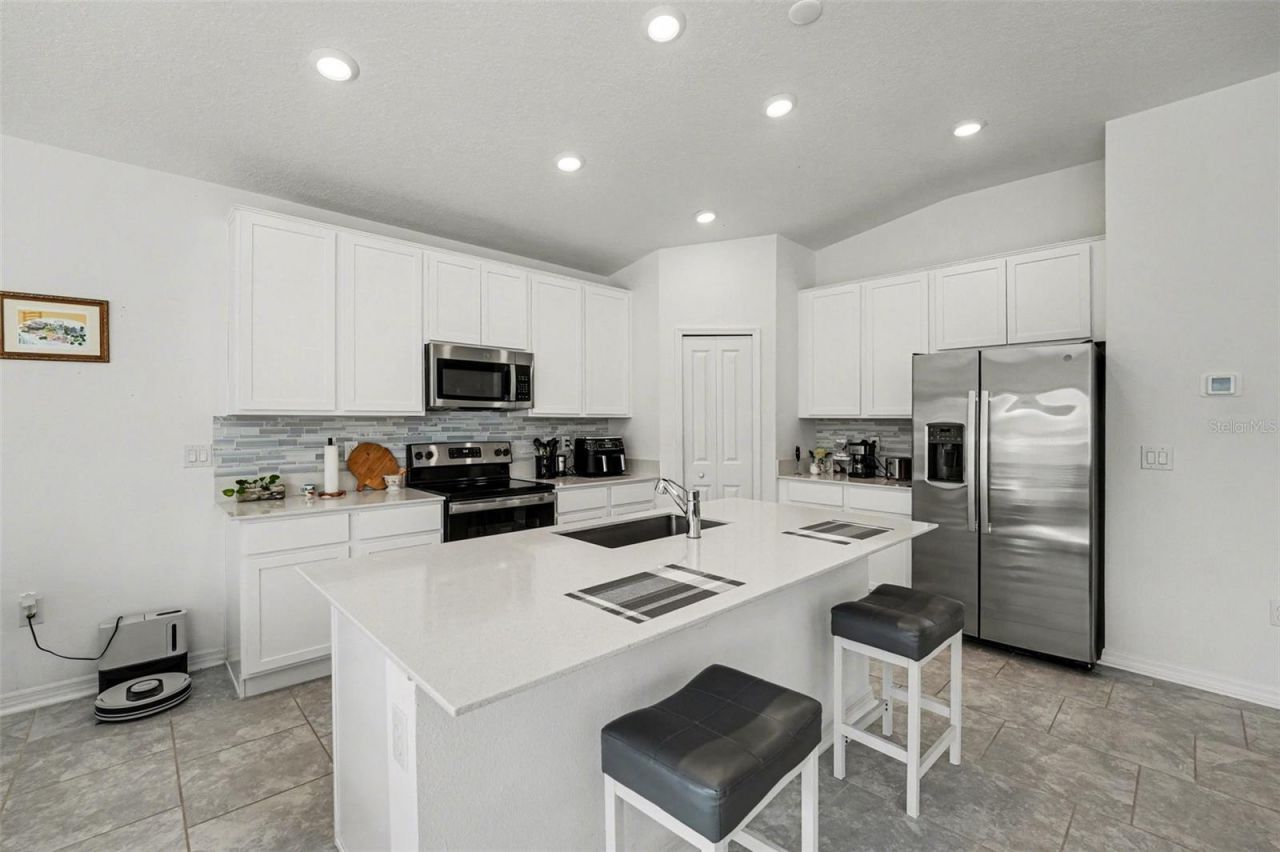 425 Singing Sands Circle , Lake Wales, FL 33859 Photo