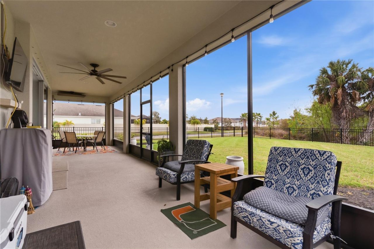 4939 Los Robles Court, Palmetto, FL 34221 Photo