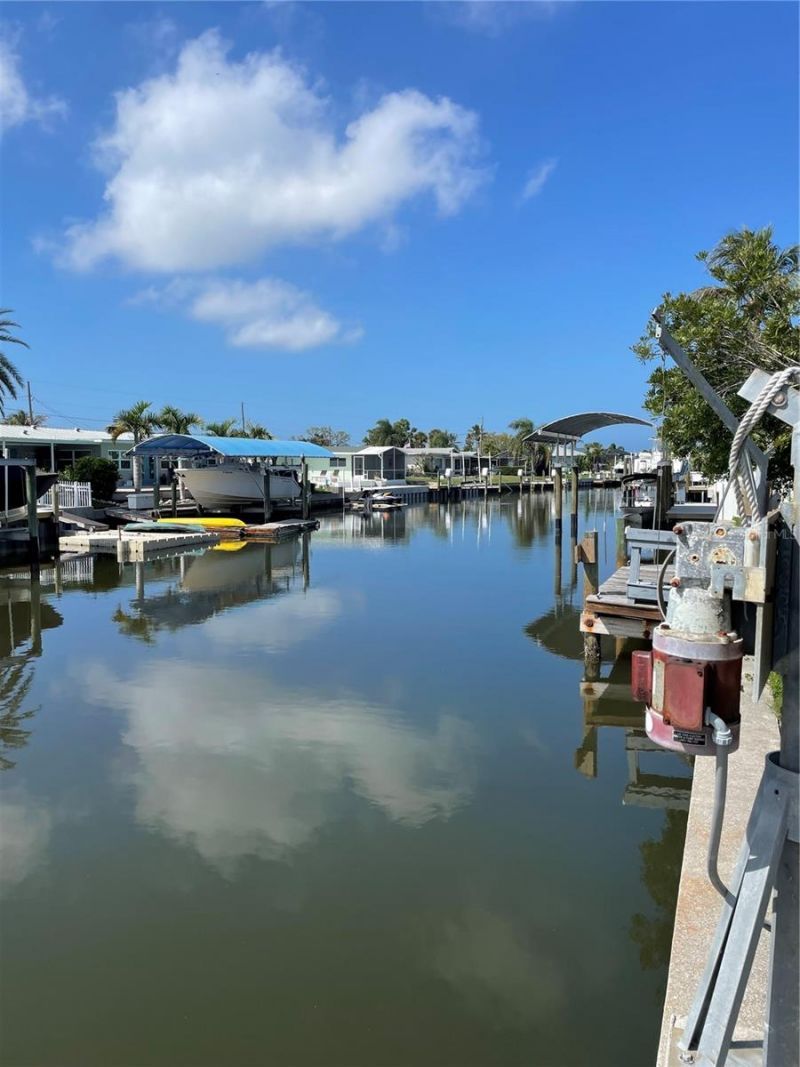 10307 Sandpiper Road W, Bradenton, FL 34209 Photo