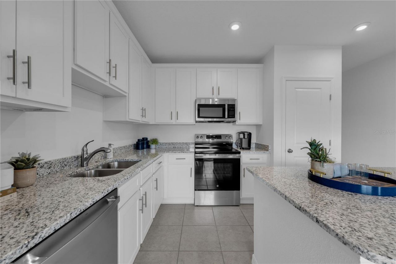 3000 Jessamine Drive, Tavares, FL 32778 Photo