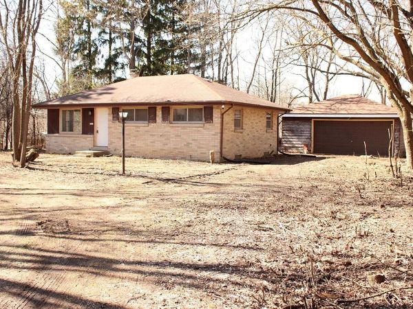 4961 S 92nd STREET, Greenfield, WI 53228