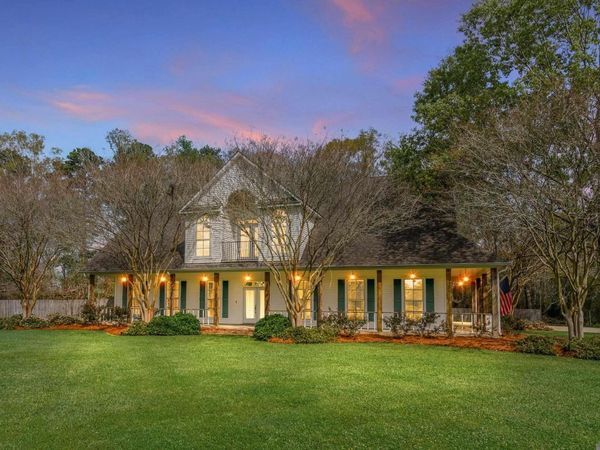 7681 Amite Church Rd, Denham Springs, LA 70706