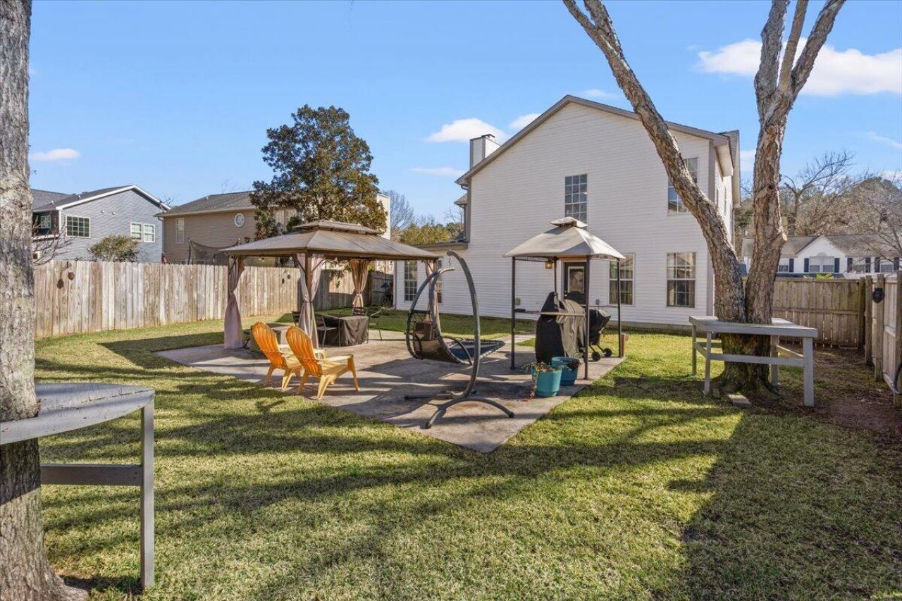 106 Carter Drive Photo 14