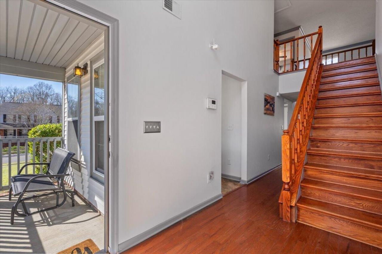 106 Carter Drive Photo 17