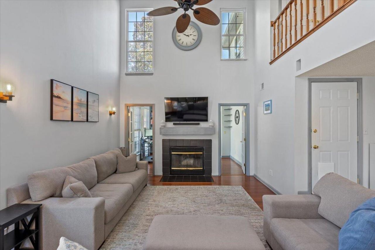 106 Carter Drive Photo 25