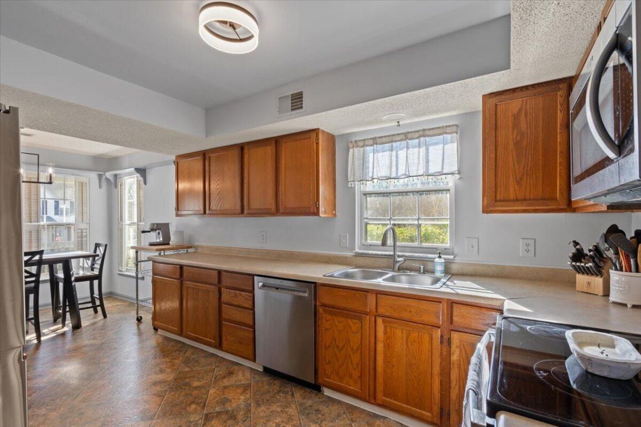 106 Carter Drive Photo 29