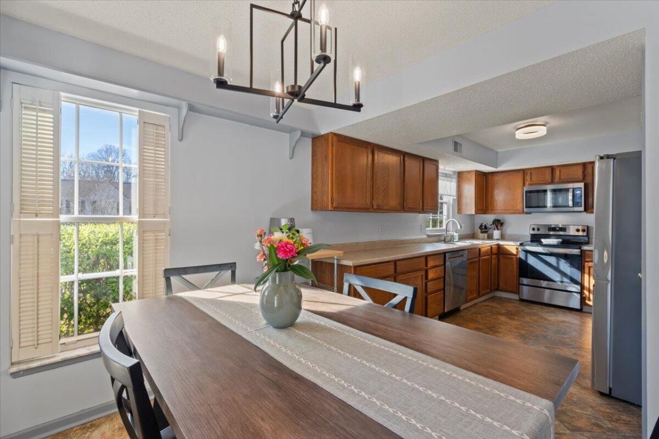 106 Carter Drive Photo 35