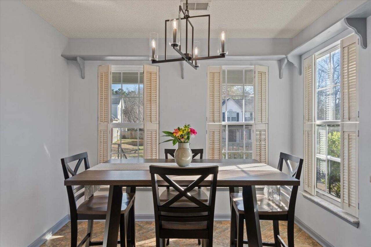 106 Carter Drive Photo 37