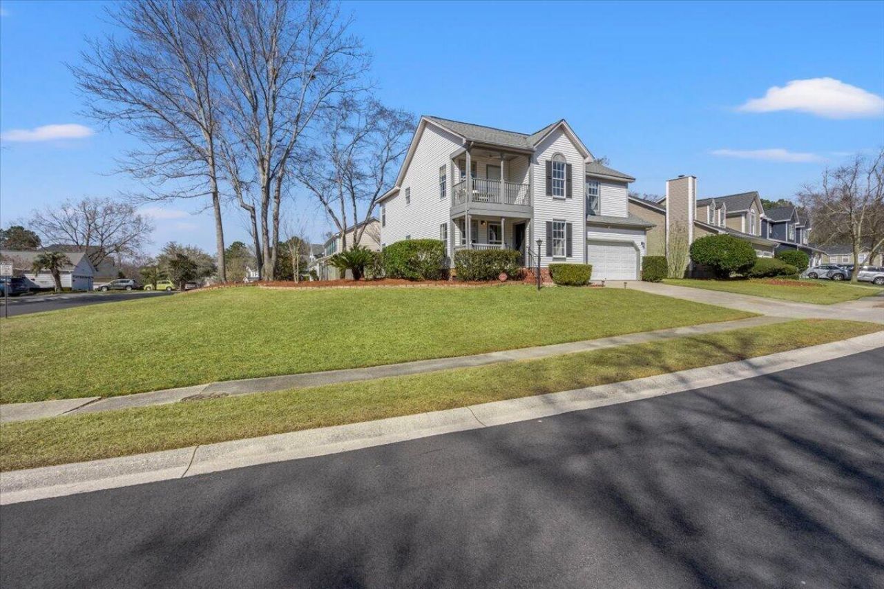 106 Carter Drive Photo 4