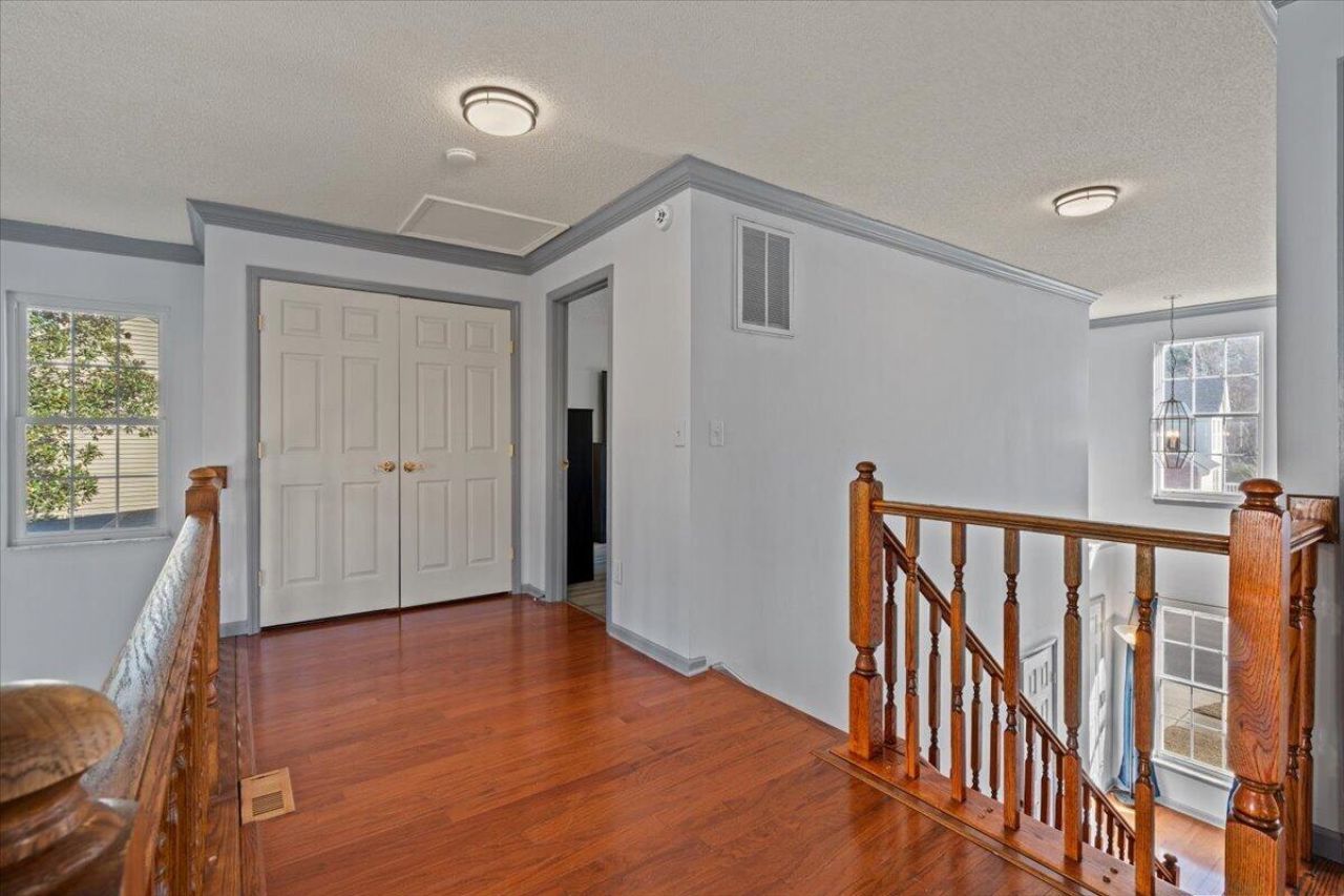 106 Carter Drive Photo 47