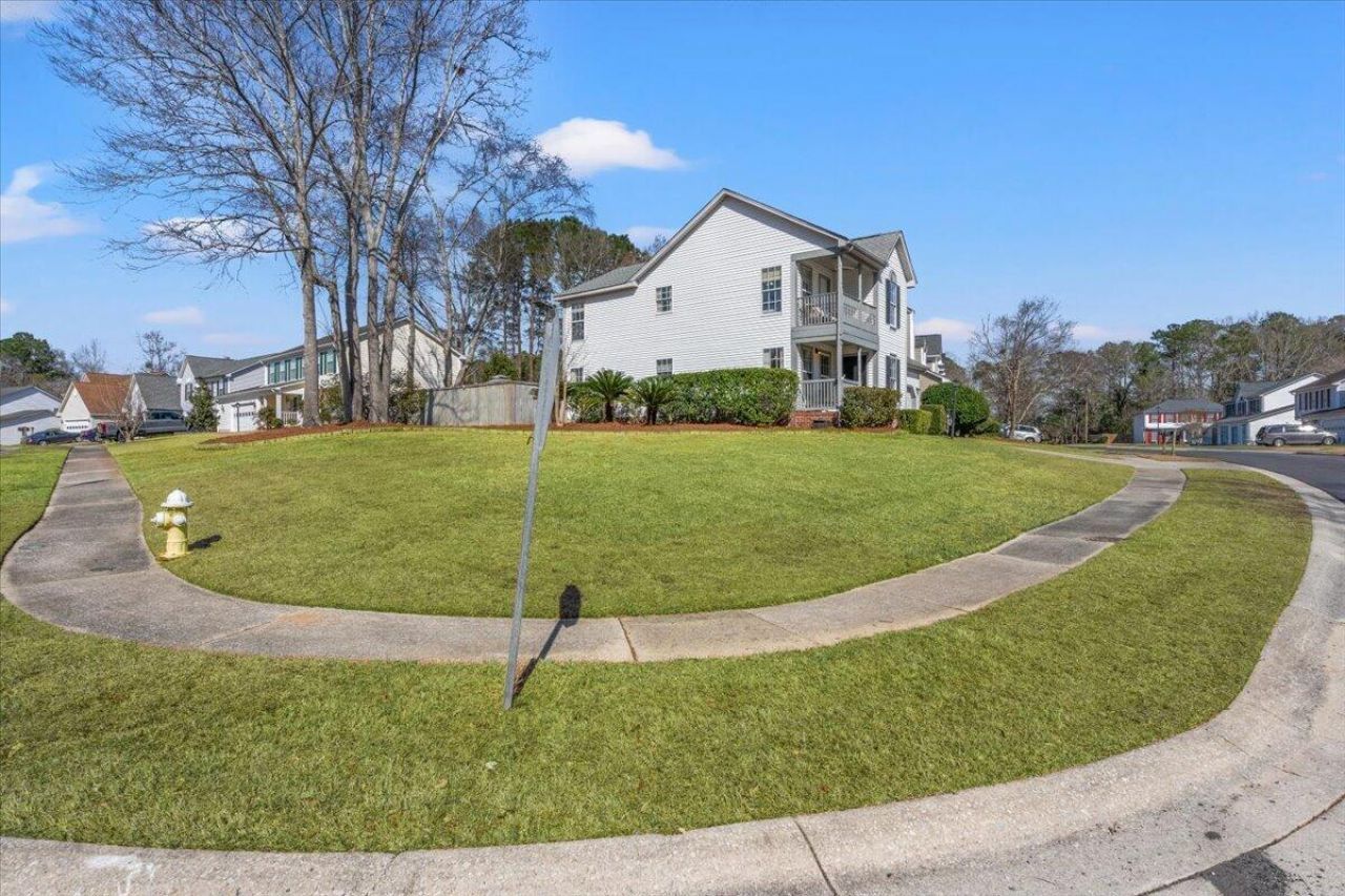 106 Carter Drive Photo 5