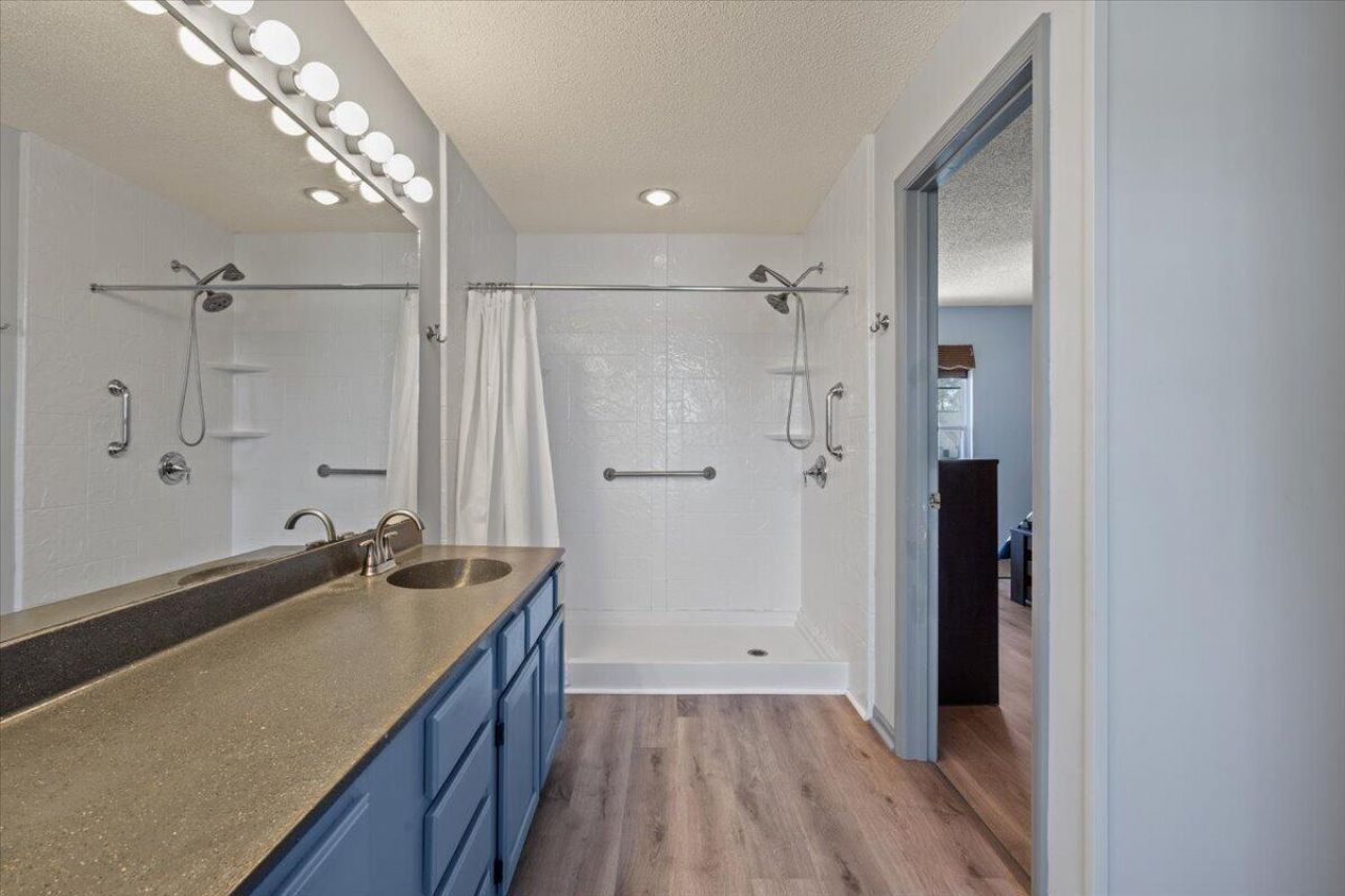 106 Carter Drive Photo 55