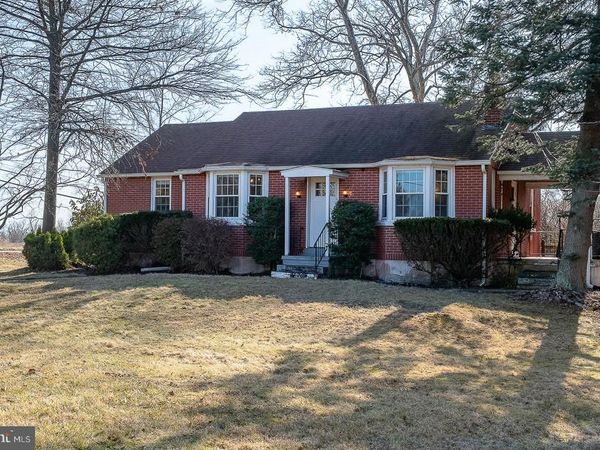 86 E 3RD AVENUE, TRAPPE, PA 19426
