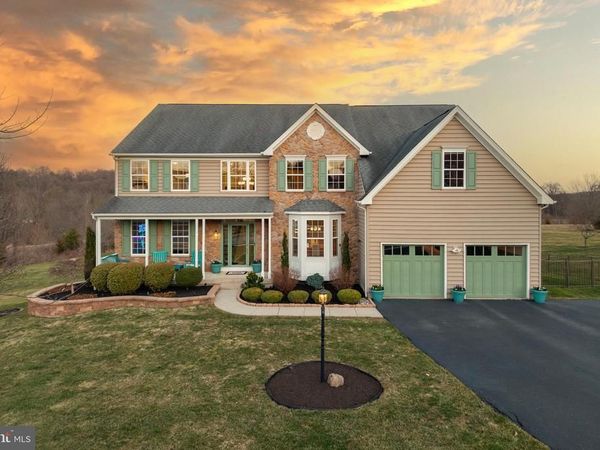 936 MARSHALL DRIVE, POTTSTOWN, PA 19465