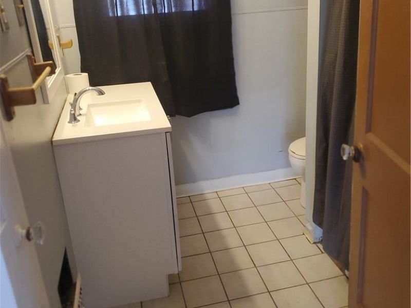 419 Broadway Street, Martins Ferry, OH 43935 Photo 5