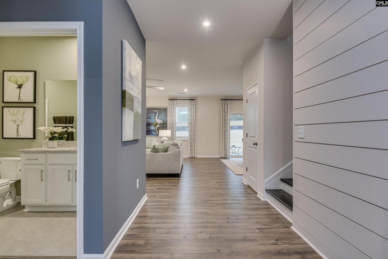 565 Swamp Grass Drive  Photo 5