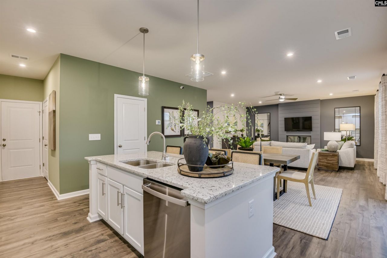 565 Swamp Grass Drive  Photo 18