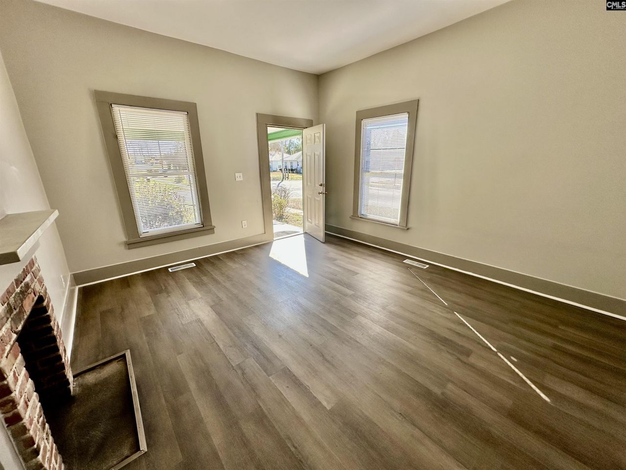 250 Cedar Street  Photo 5