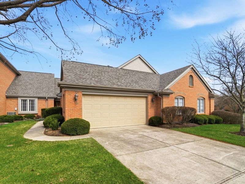 2633 Vienna Estates Drive, Miami Twp, OH 45459 Photo 12