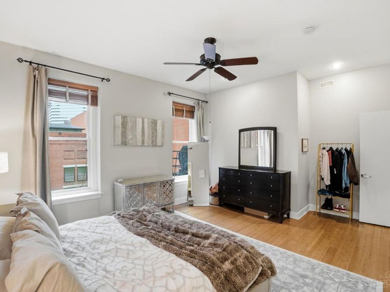 621 Main Street, Unit 4B, Cincinnati, OH 45202 Photo 23