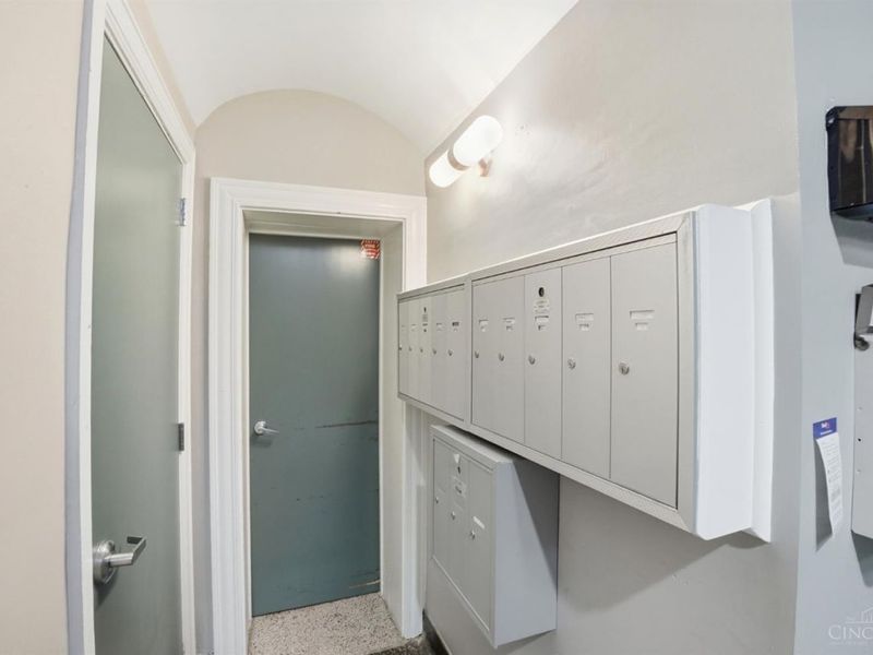 621 Main Street, Unit 4B, Cincinnati, OH 45202 Photo 47