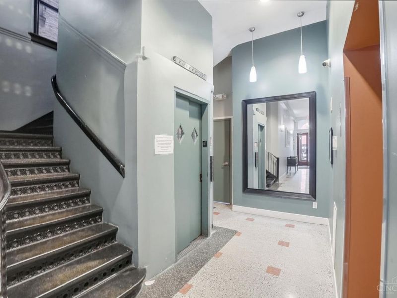 621 Main Street, Unit 4B, Cincinnati, OH 45202 Photo 5