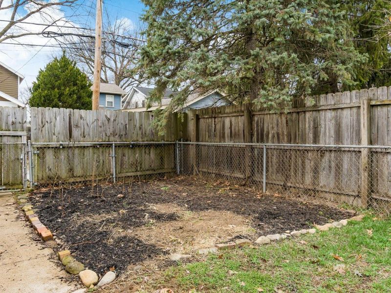 2785 Kensington Place W, Columbus, OH 43202 Photo 41