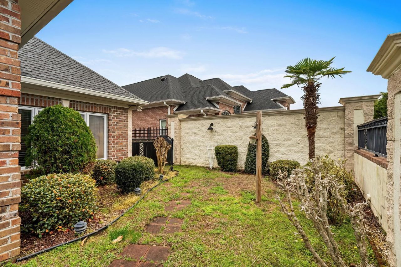 372 Waterfall Circle Photo 30