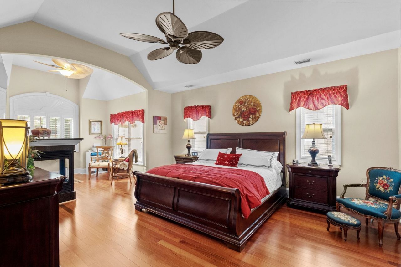 372 Waterfall Circle Photo 34