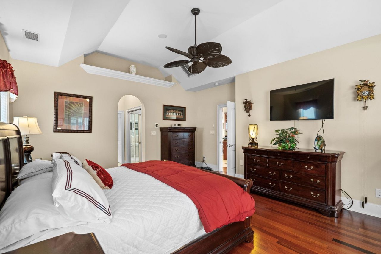 372 Waterfall Circle Photo 38