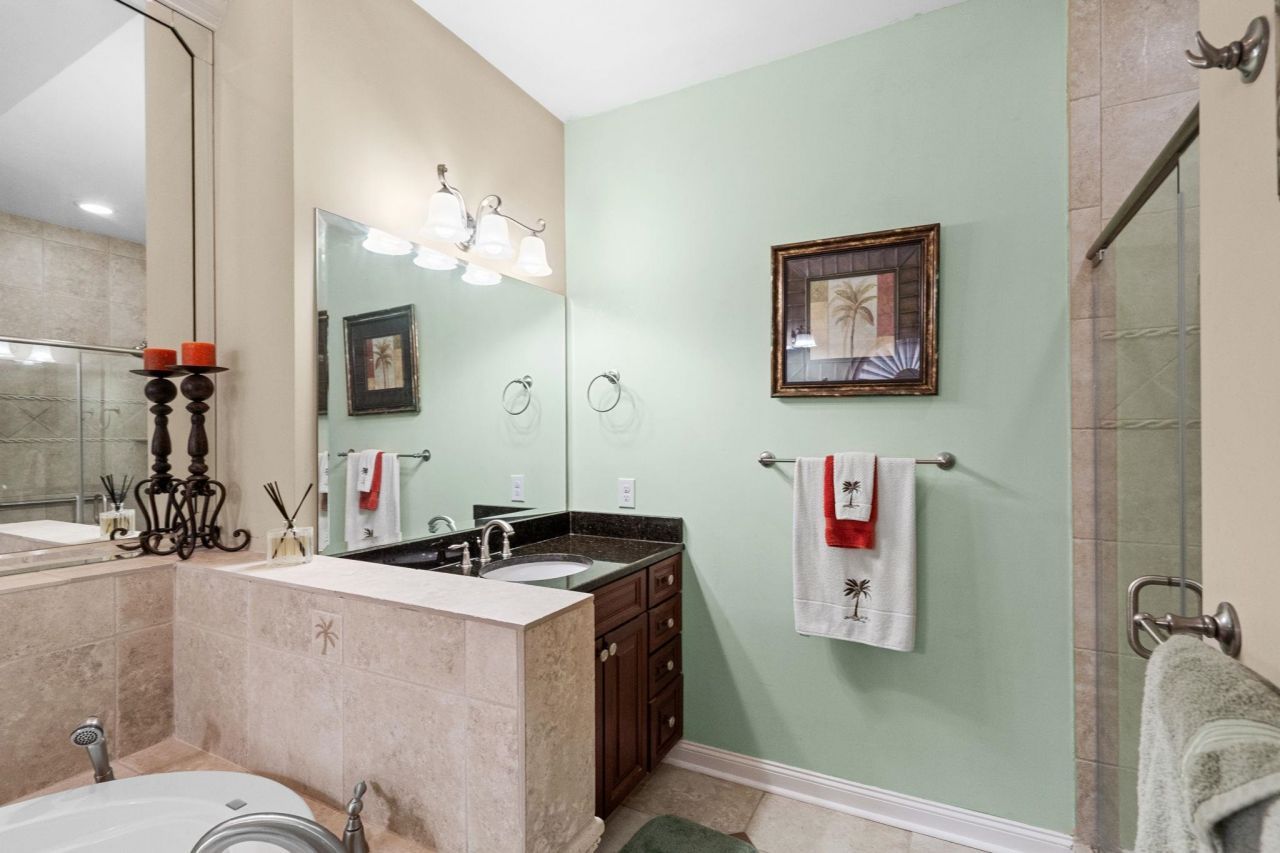 372 Waterfall Circle Photo 41