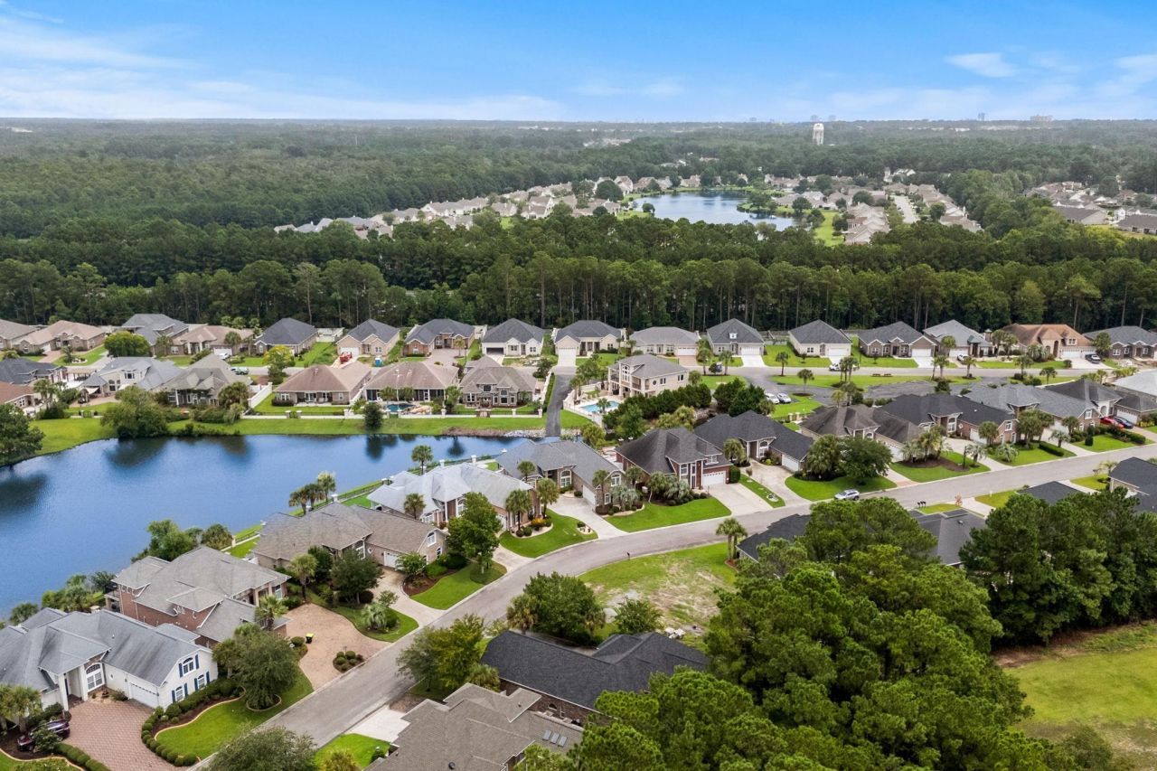 372 Waterfall Circle Photo 58