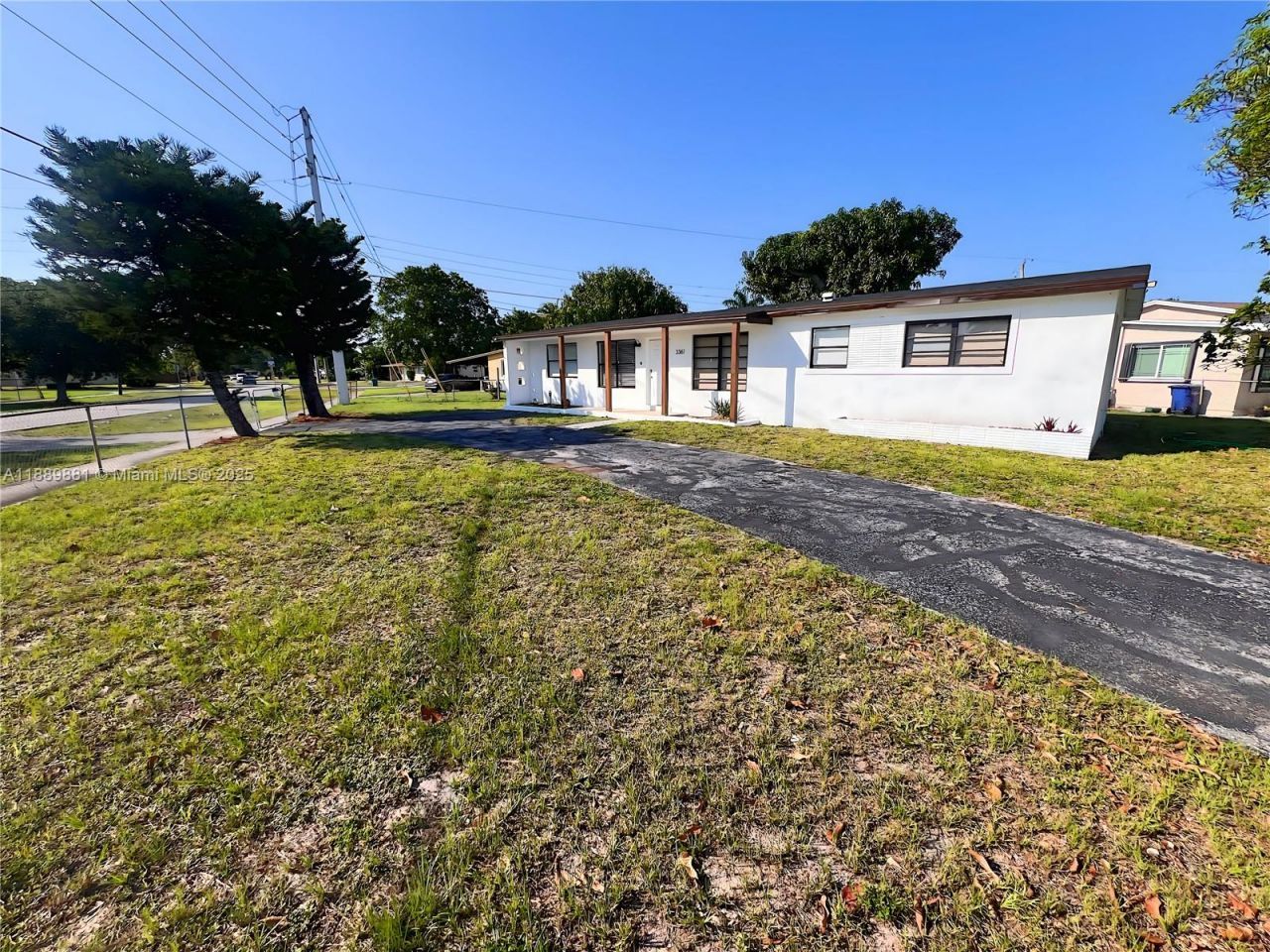 3361 NW 5th Pl , Lauderhill, FL 33311 Photo