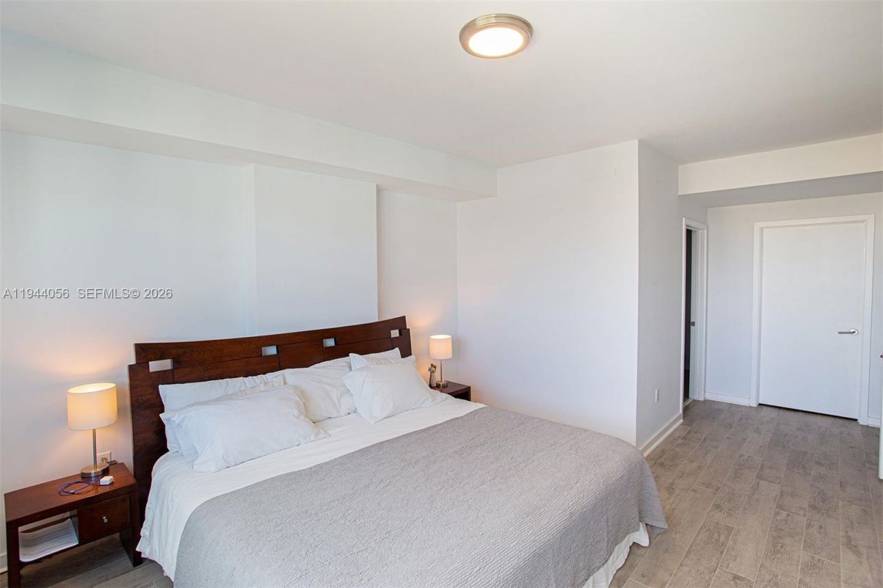 1600 SW 1st Ave , Unit 1108, Miami, FL 33129 Photo