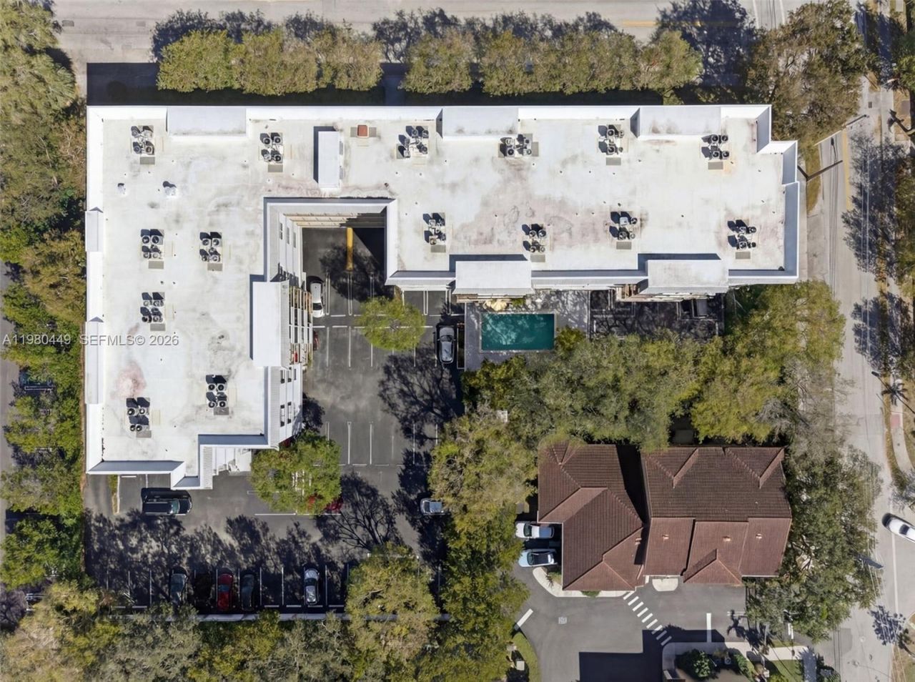 8950 NE 8th Ave, Unit 402, Miami, FL 33138 Photo