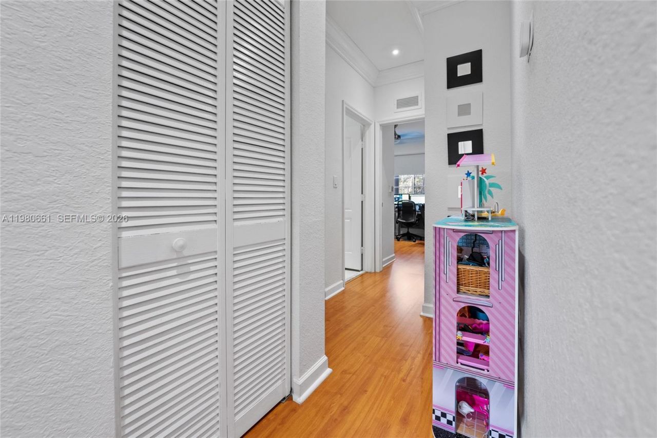 21474 SW 85th Path, Cutler Bay, FL 33189 Photo