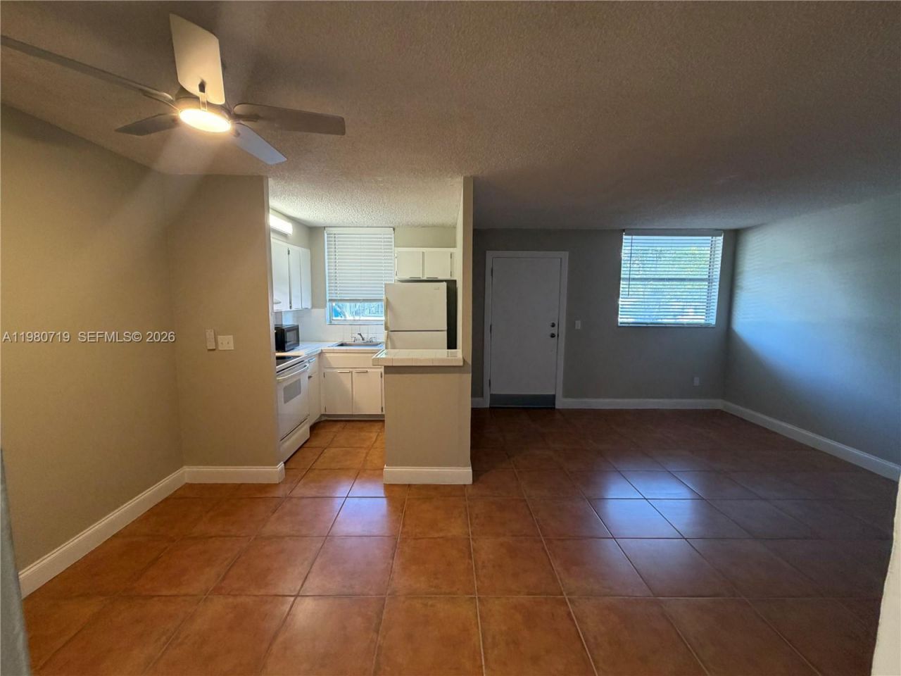 1801 S Treasure Dr , Unit 202, North Bay Village, FL 33141 Photo