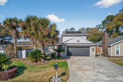 5721 Saint Angela Drive photo 4