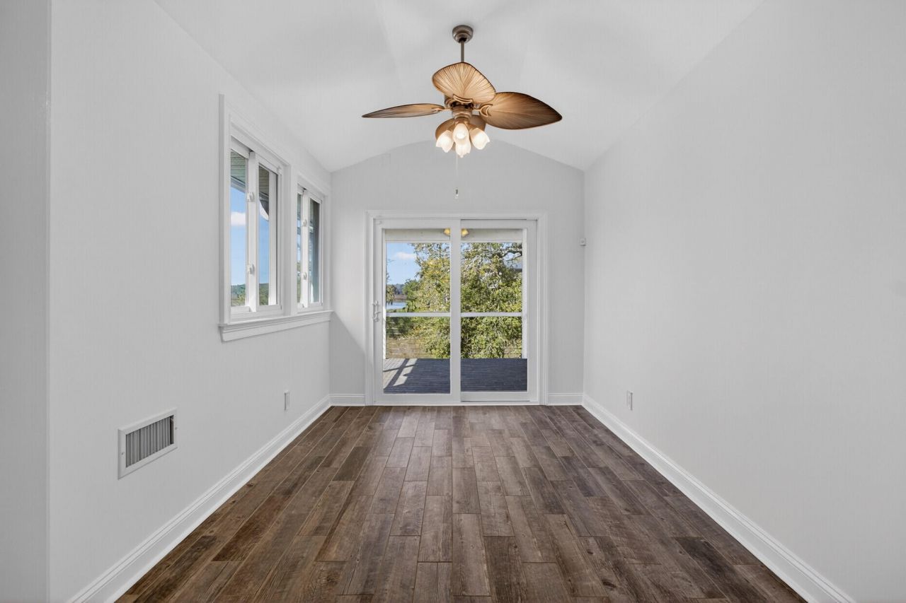 5721 Saint Angela Drive Photo 33