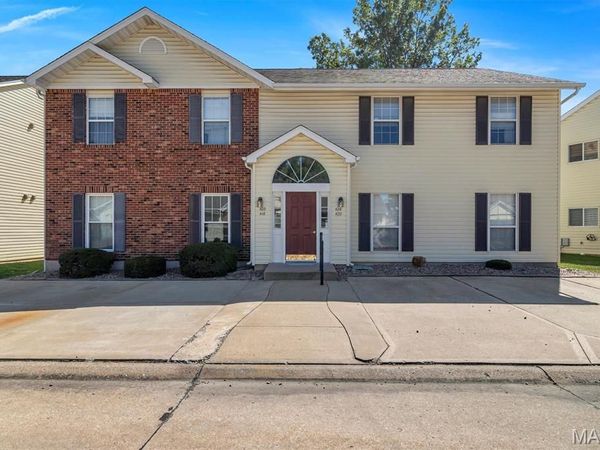 420 Cambridge Place, Unit 2, St Peters, MO 63376