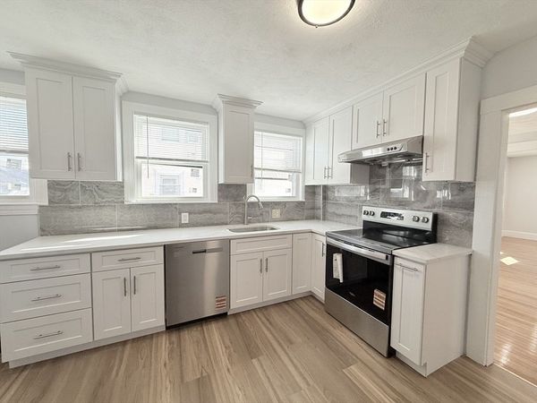 204 Farrington St, Unit 1, Quincy, MA 02170