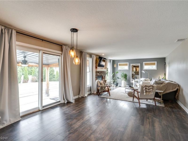 5452 Shadow Field Circle NE, Louisville, OH 44641 Photo 12