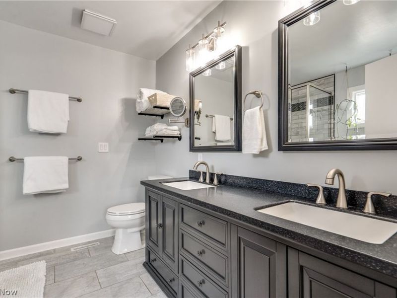 5452 Shadow Field Circle NE, Louisville, OH 44641 Photo 20