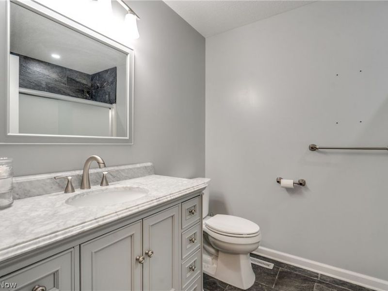 5452 Shadow Field Circle NE, Louisville, OH 44641 Photo 25