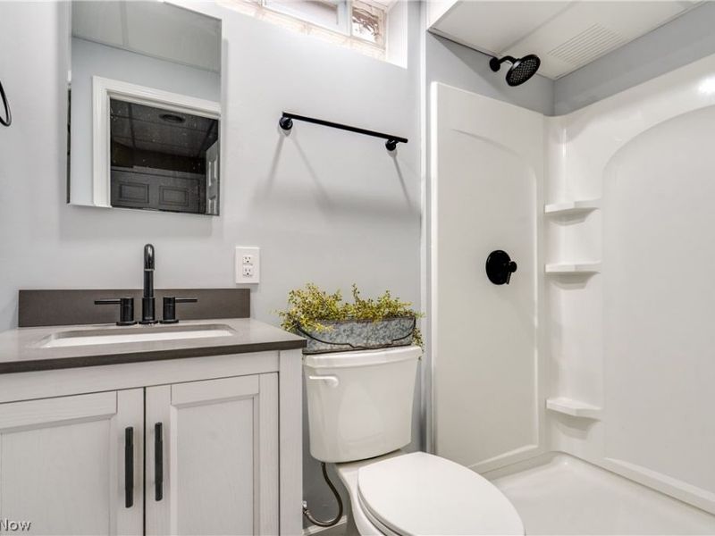 5452 Shadow Field Circle NE, Louisville, OH 44641 Photo 32